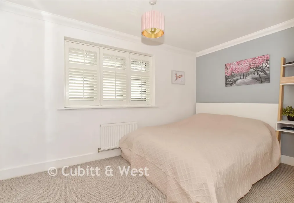 Bedroom 3 - Tupwood Gardens, Caterham, Surrey - Wards of Kent