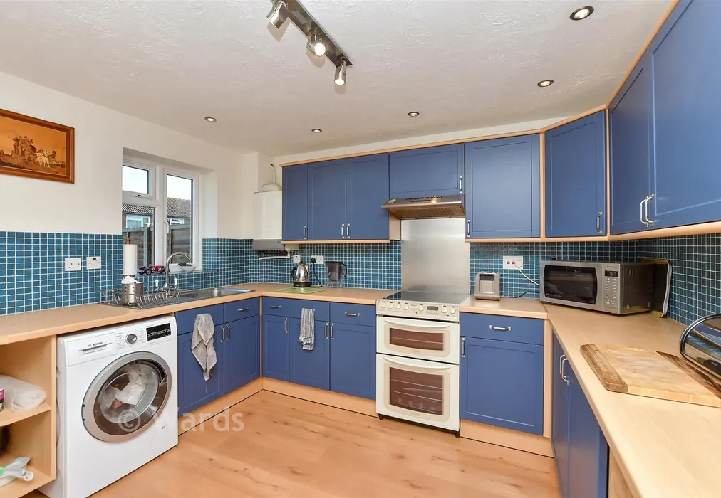 Kitchen/Diner - Drakes Close, Upchurch, Sittingbourne, Kent - Wards of Kent