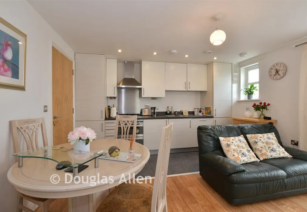 Lounge/Kitchen /Dining Room - Herschell Court, Basildon, Essex - Wards of Kent