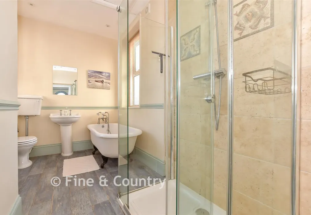 Bathroom - The Strand, Ryde, Isle of Wight - Wards of Kent