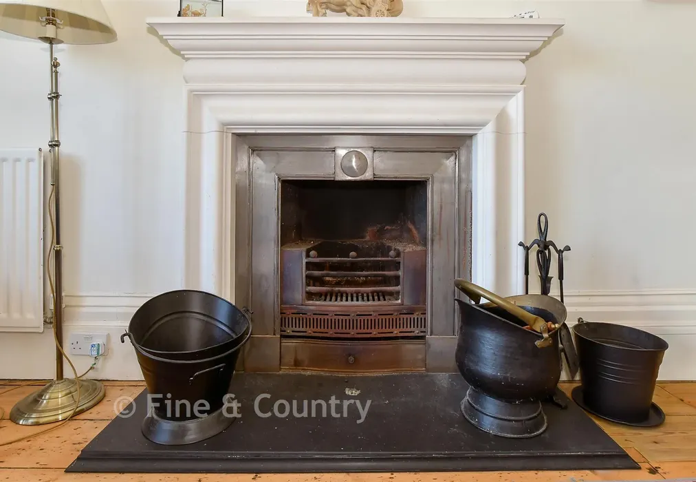 Internal Feature - The Strand, Ryde, Isle of Wight - Wards of Kent