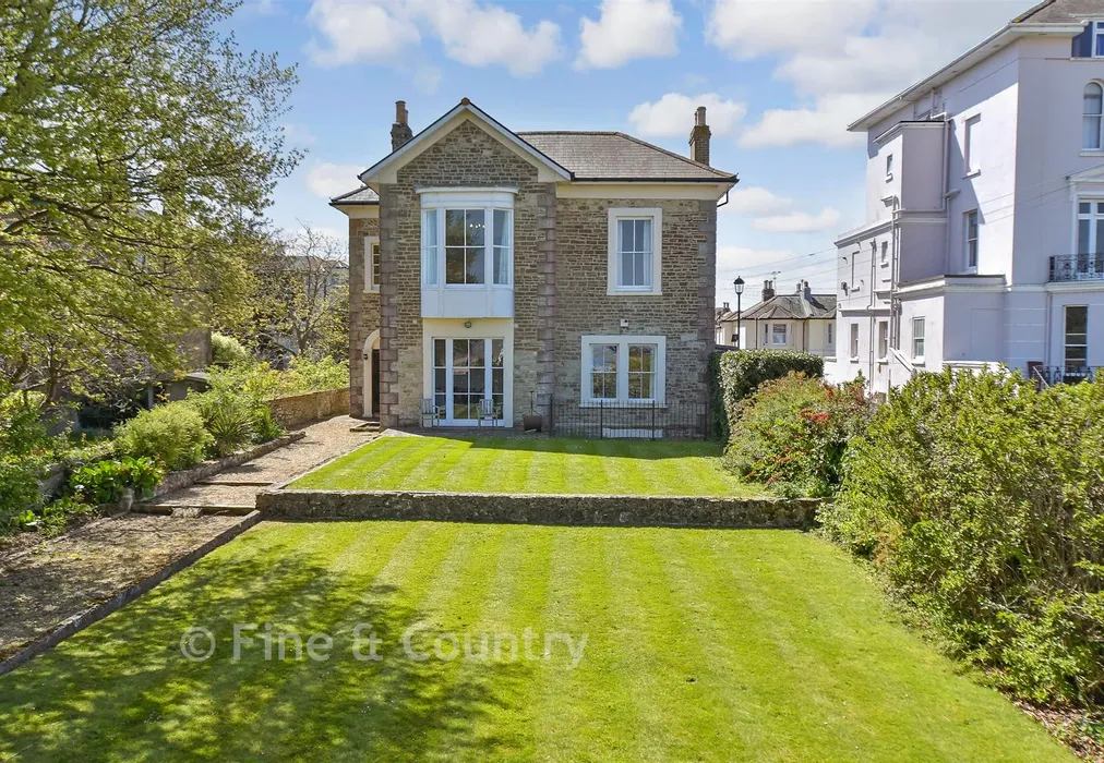 Front Elevation - The Strand, Ryde, Isle of Wight - Wards of Kent