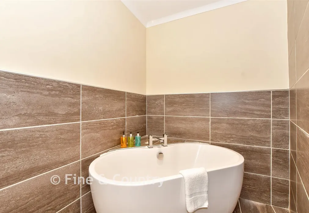 Internal Lifestyle Photograph - Highfield Road, Shanklin, Isle of Wight - Wards of Kent