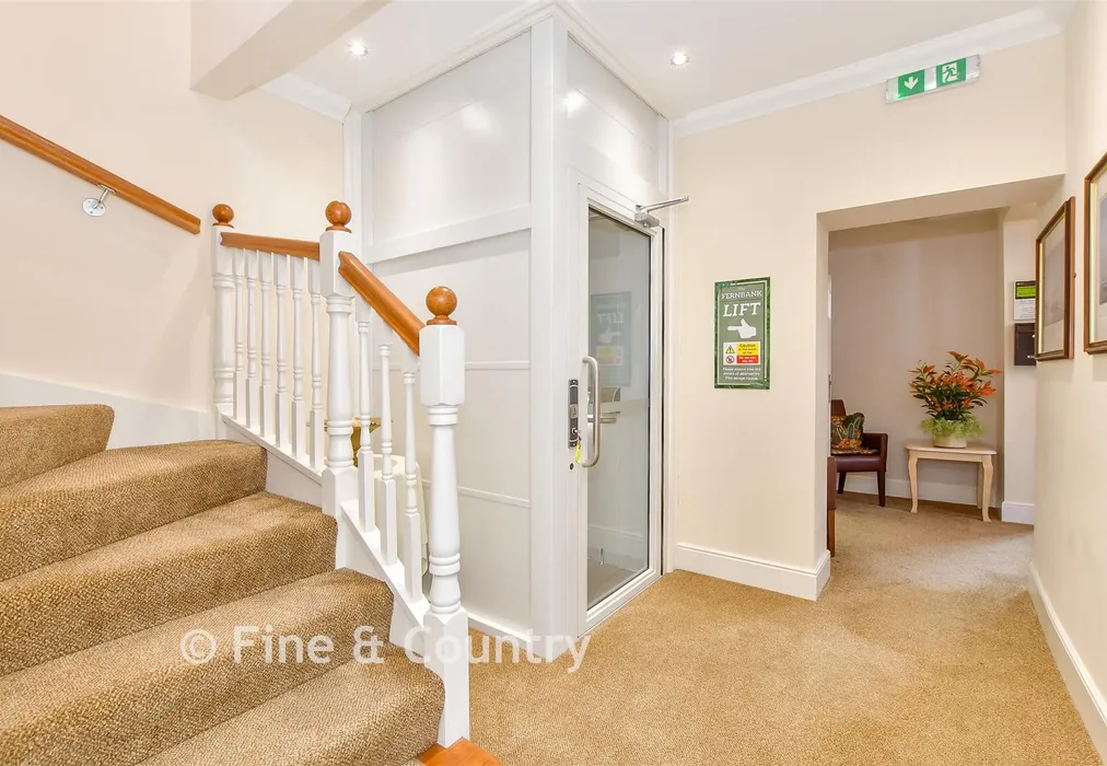 Internal Lifestyle Photograph - Highfield Road, Shanklin, Isle of Wight - Wards of Kent
