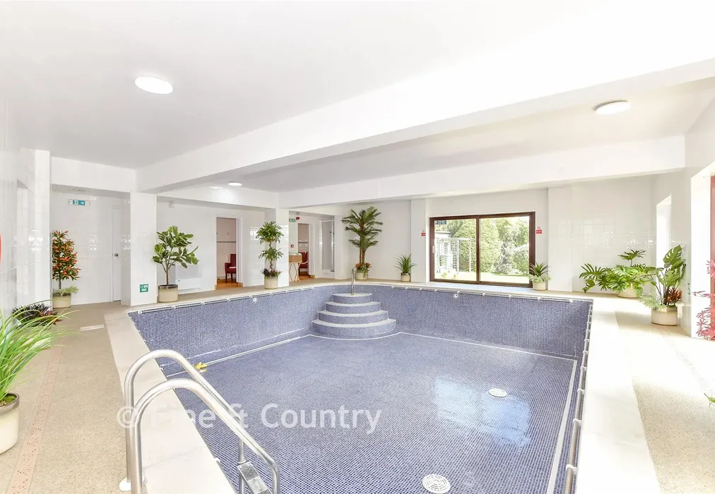 Swimming Pool - Highfield Road, Shanklin, Isle of Wight - Wards of Kent