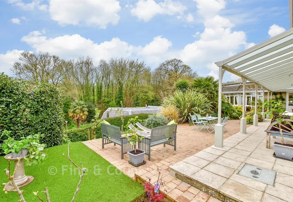 Rear Garden - Highfield Road, Shanklin, Isle of Wight - Wards of Kent