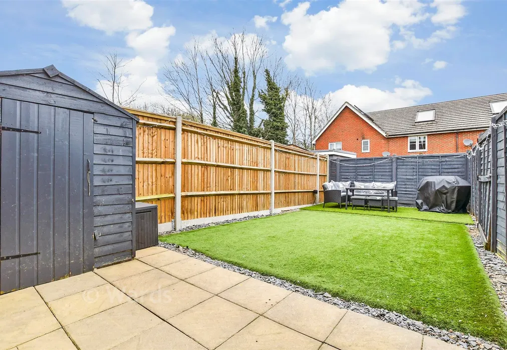 Rear Garden - Cantium Place, Snodland, Kent - Wards of Kent
