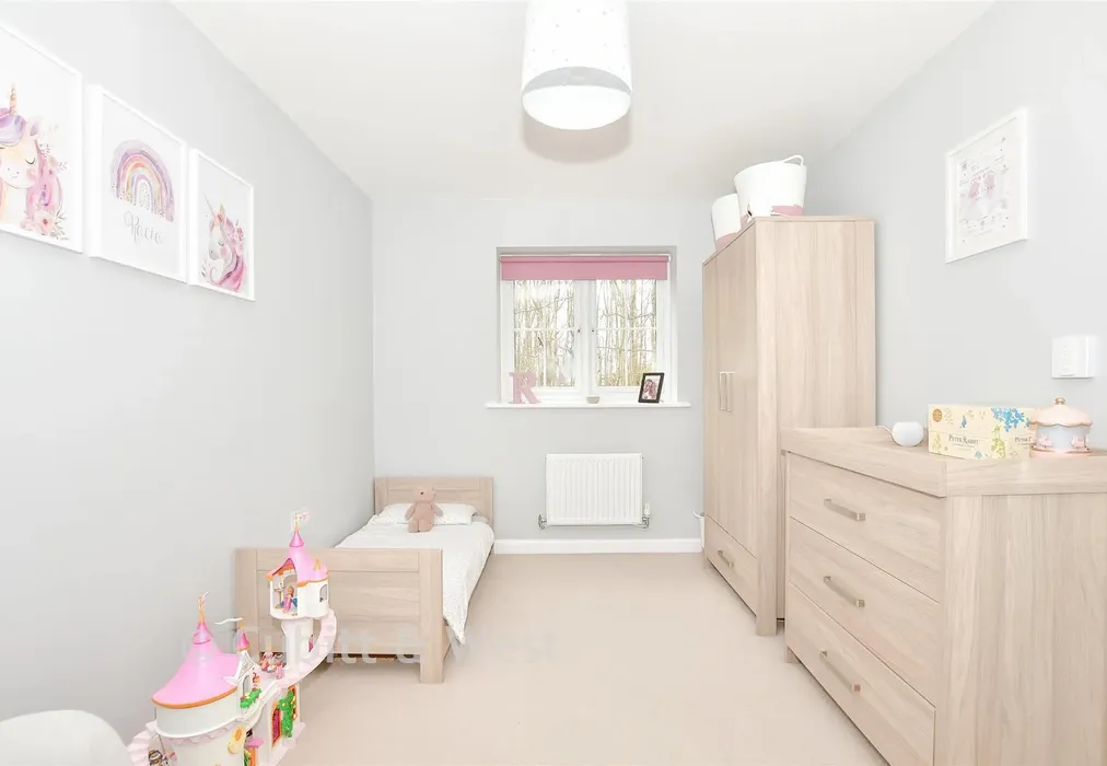 Bedroom 3 - Ashurst Way, East Grinstead, West Sussex - Wards of Kent