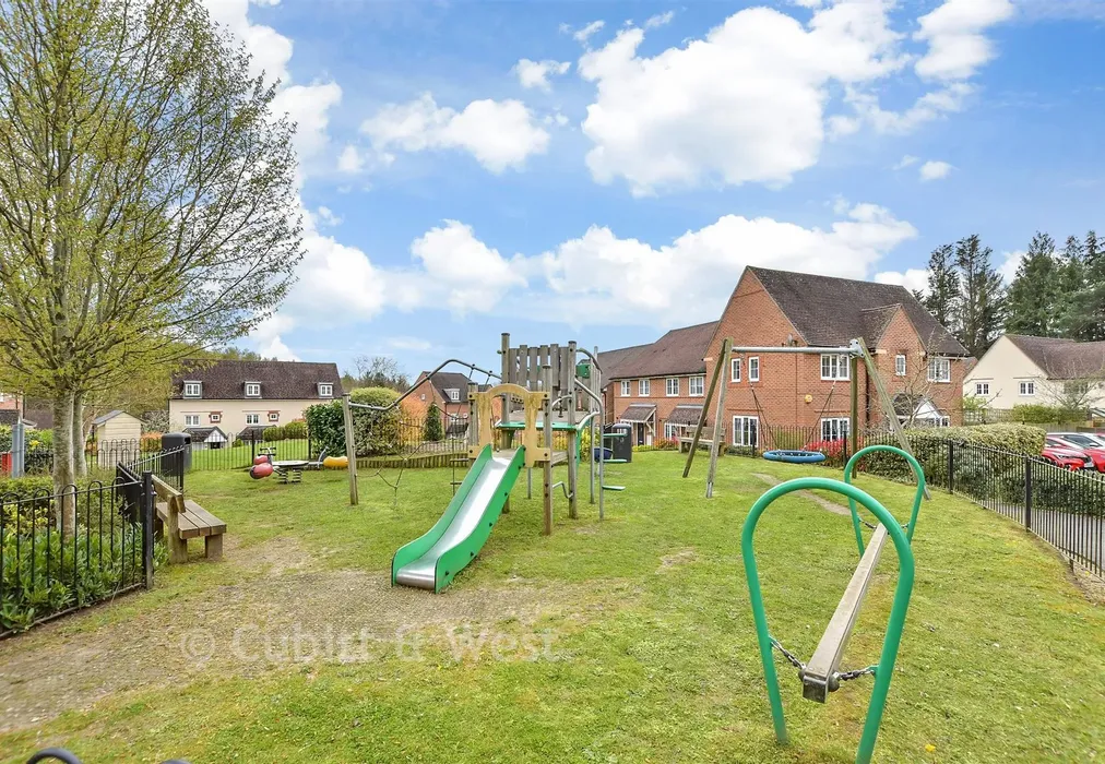 Surrounding Area - Ashurst Way, East Grinstead, West Sussex - Wards of Kent