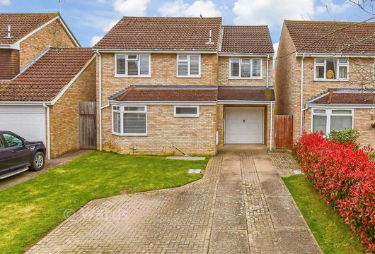Dimmock Close, Paddock Wood, Tonbridge, Kent - Wards of Kent