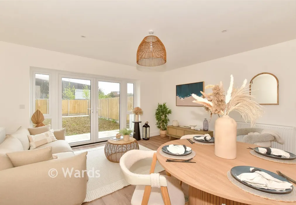 Internal Lifestyle Photograph - Sutherland Park, Boundary Road, Hythe, Kent - Wards of Kent
