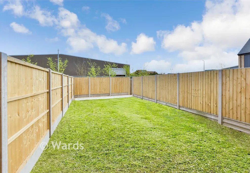 Rear Garden - Sutherland Park, Boundary Road, Hythe, Kent - Wards of Kent