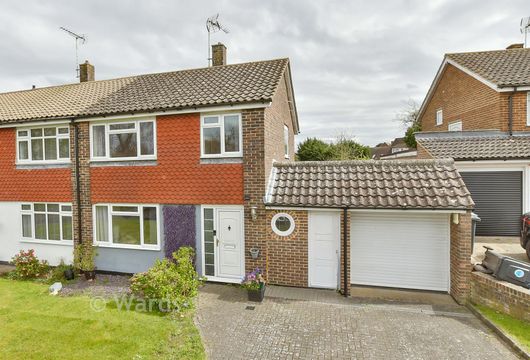 Cheyne Walk, Meopham, Kent - Wards of Kent