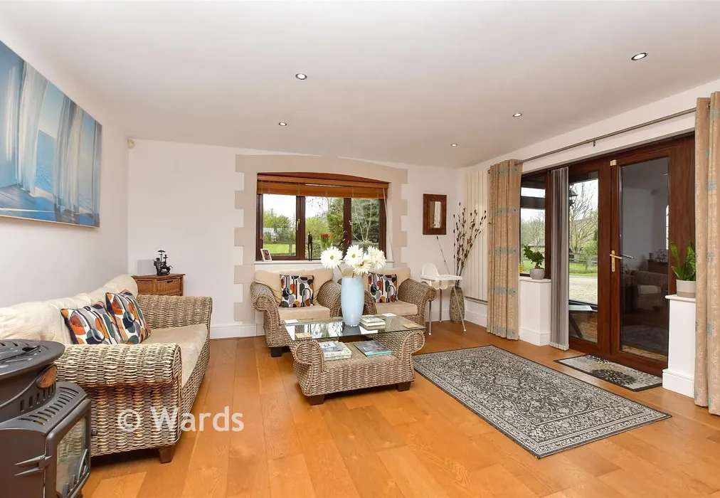 Kitchen/Breakfast/Sitting Area - Wrotham Road, Meopham, Kent - Wards of Kent