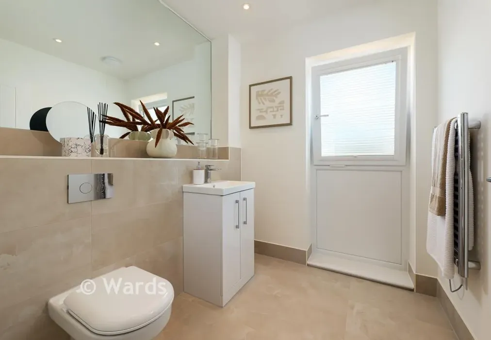 Cloakroom - Boundary Road, Sutherland Park, Hythe, Kent - Wards of Kent