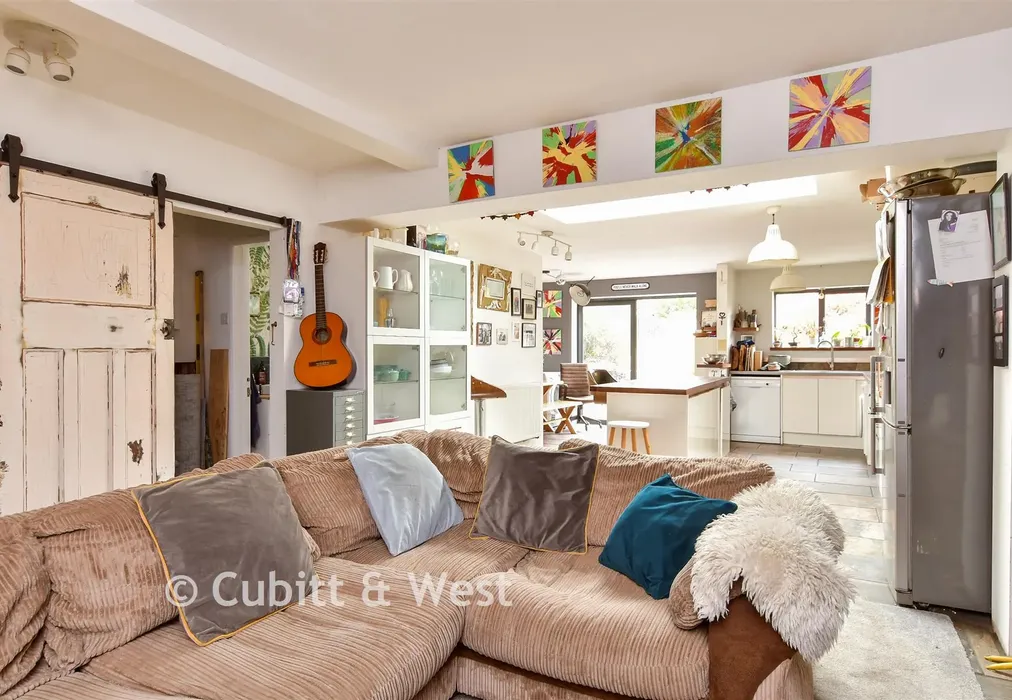 Lounge/ Kitchen/ Diner - Carden Avenue, Brighton, East Sussex - Wards of Kent