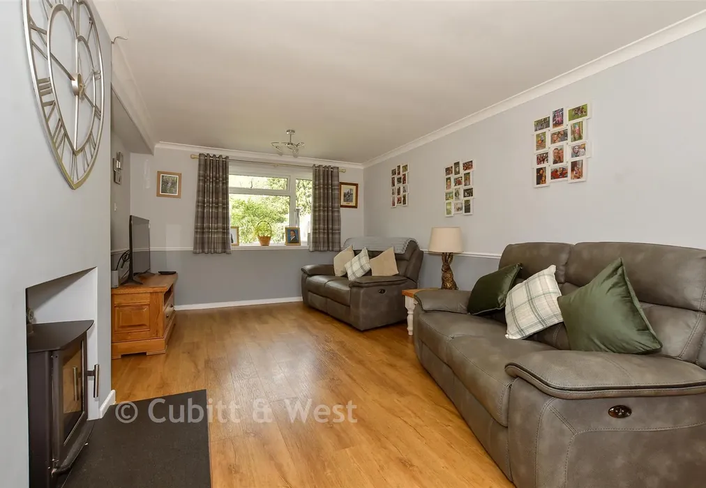 Lounge - Langhurst Close, Horsham, West Sussex - Wards of Kent