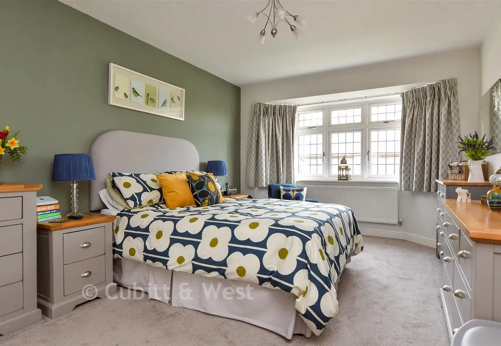 Bedroom 1 - Skylark Way, Barnham, Bognor Regis, West Sussex - Wards of Kent