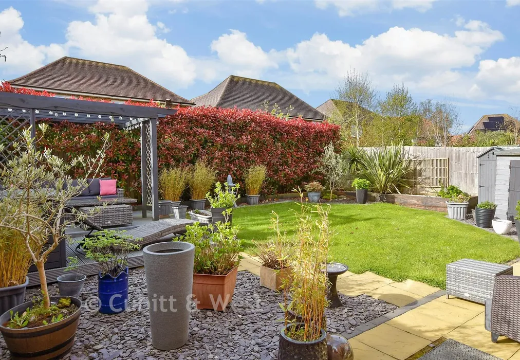 Rear Garden - Skylark Way, Barnham, Bognor Regis, West Sussex - Wards of Kent