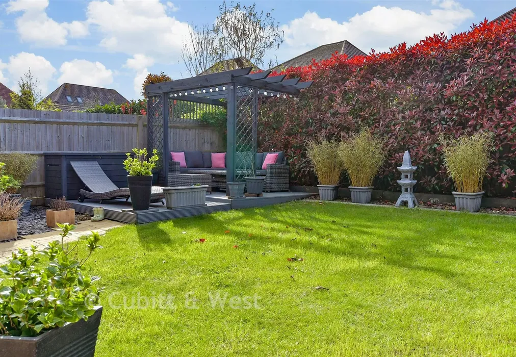 Rear Garden - Skylark Way, Barnham, Bognor Regis, West Sussex - Wards of Kent