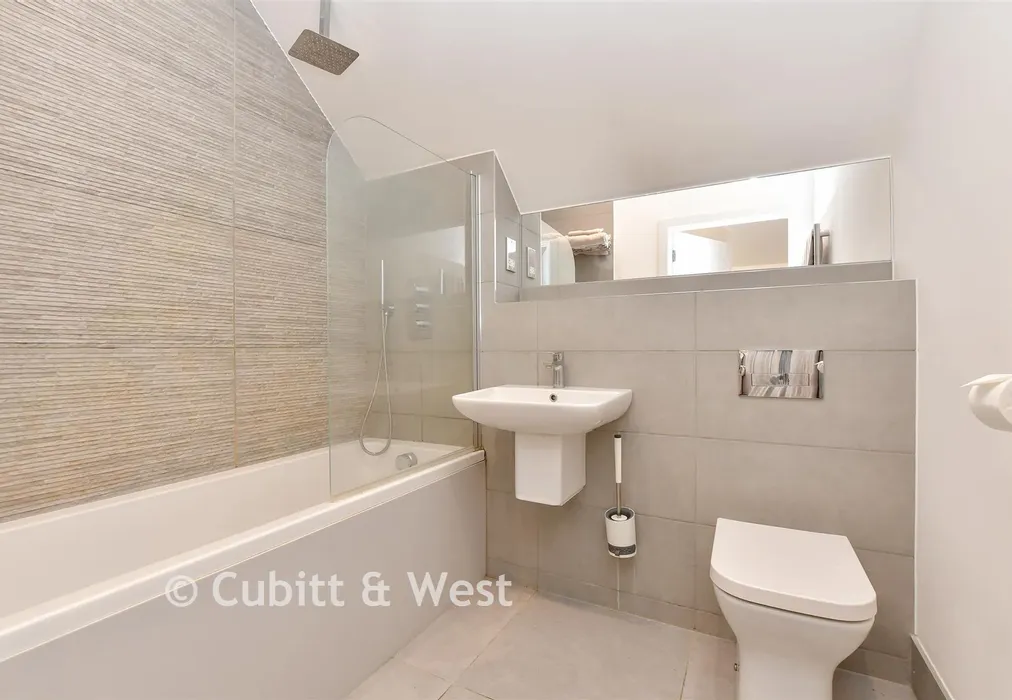Bathroom - Old Lodge Lane, Purley, Surrey - Wards of Kent