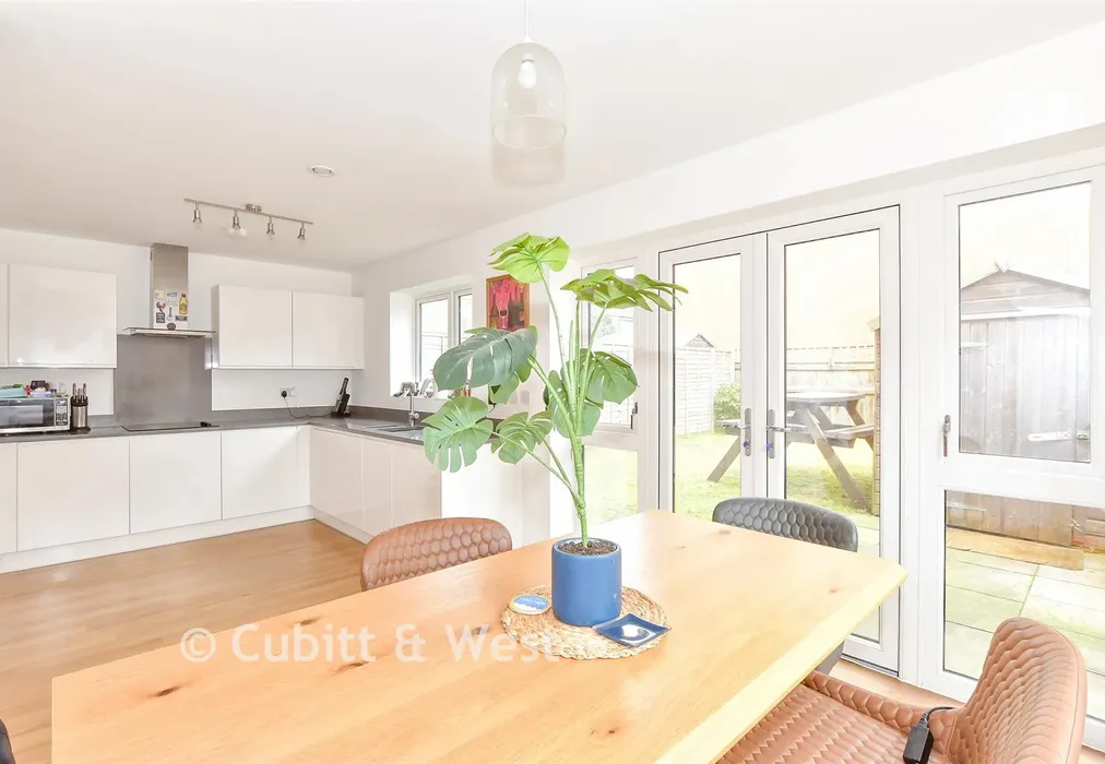 Kitchen/Dining Room - North Mead, Chichester, West Sussex - Wards of Kent