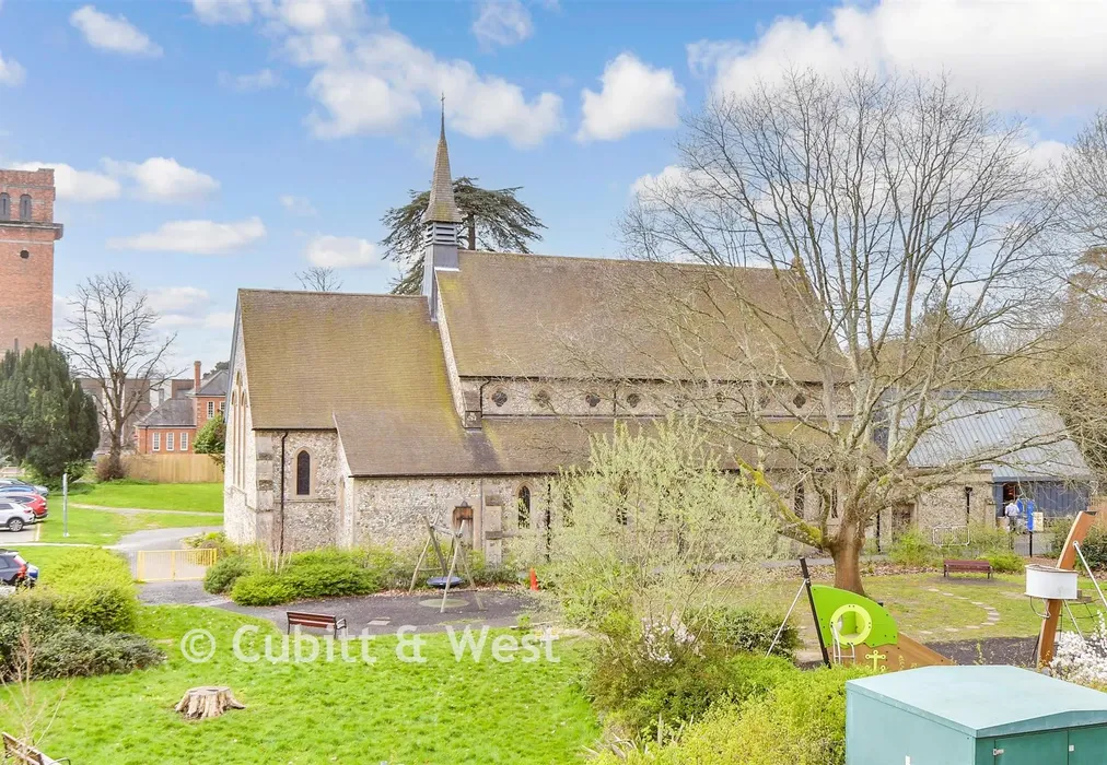 Views To Front - North Mead, Chichester, West Sussex - Wards of Kent