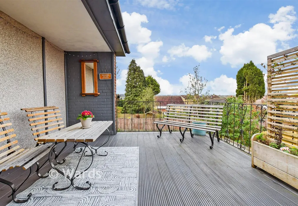 Balcony / Terrace - Ashford Road, Bearsted, Maidstone, Kent - Wards of Kent