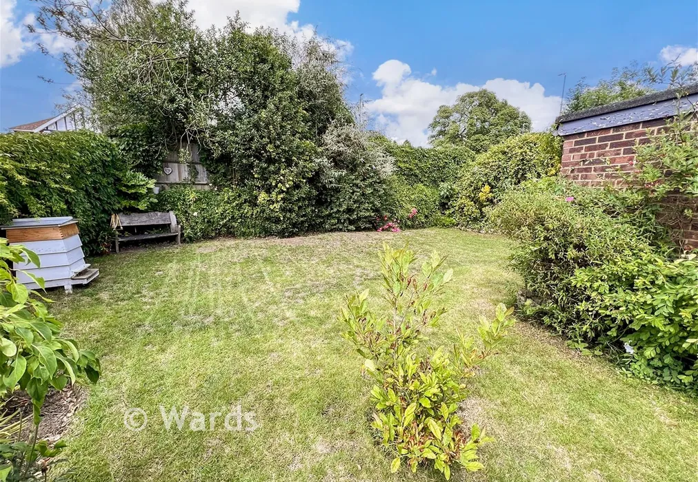 Front Garden - Ashford Road, Bearsted, Maidstone, Kent - Wards of Kent