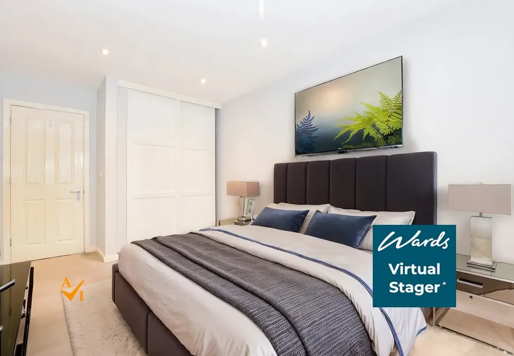 Bedroom (Modern style) - High Street, Snodland, Kent - Wards of Kent