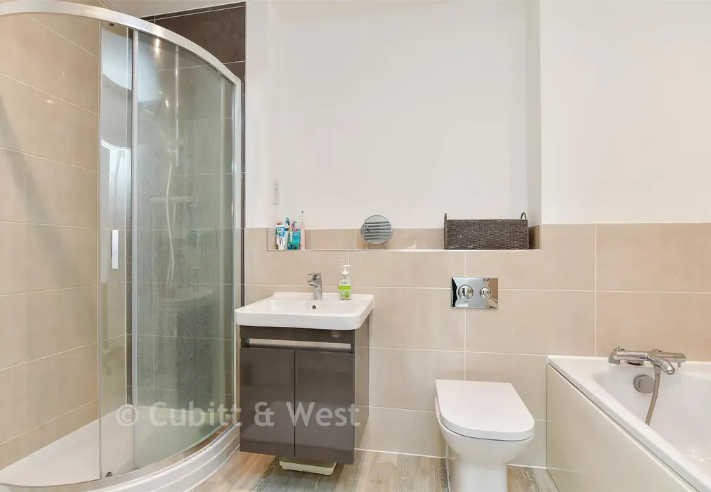 Bathroom - Clarks Croft, Ringmer, Lewes, East Sussex - Wards of Kent