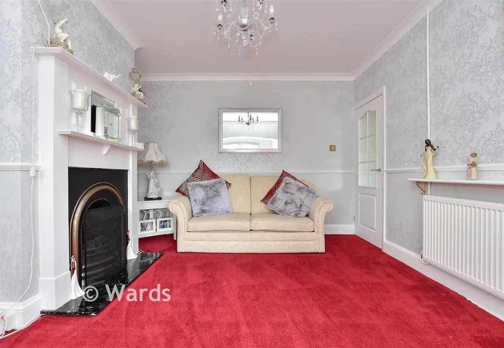 Living Area - Salisbury Avenue, Broadstairs, Kent - Wards of Kent