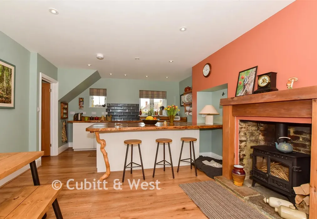Kitchen/Dining Room - Dunsfold Road, Alfold, Cranleigh, Surrey - Wards of Kent