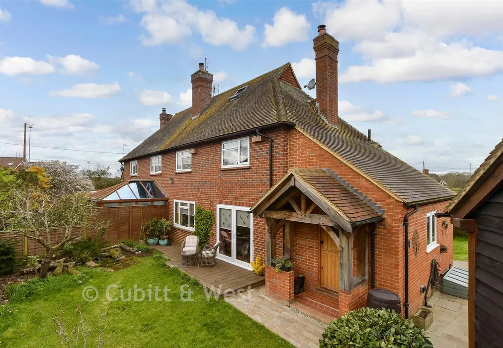 External (Web) - Dunsfold Road, Alfold, Cranleigh, Surrey - Wards of Kent