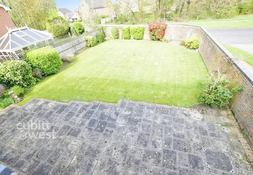 f3cc9200-DSC_3925 - Shottermill Horsham RH12 - Wards of Kent