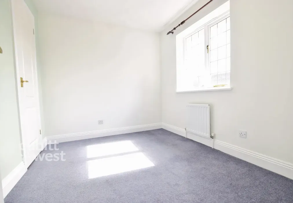 6328e953-DSC_3920 - Shottermill Horsham RH12 - Wards of Kent