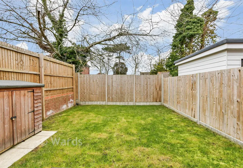 Rear Garden - Kings Close, Broadstairs, Kent - Wards of Kent