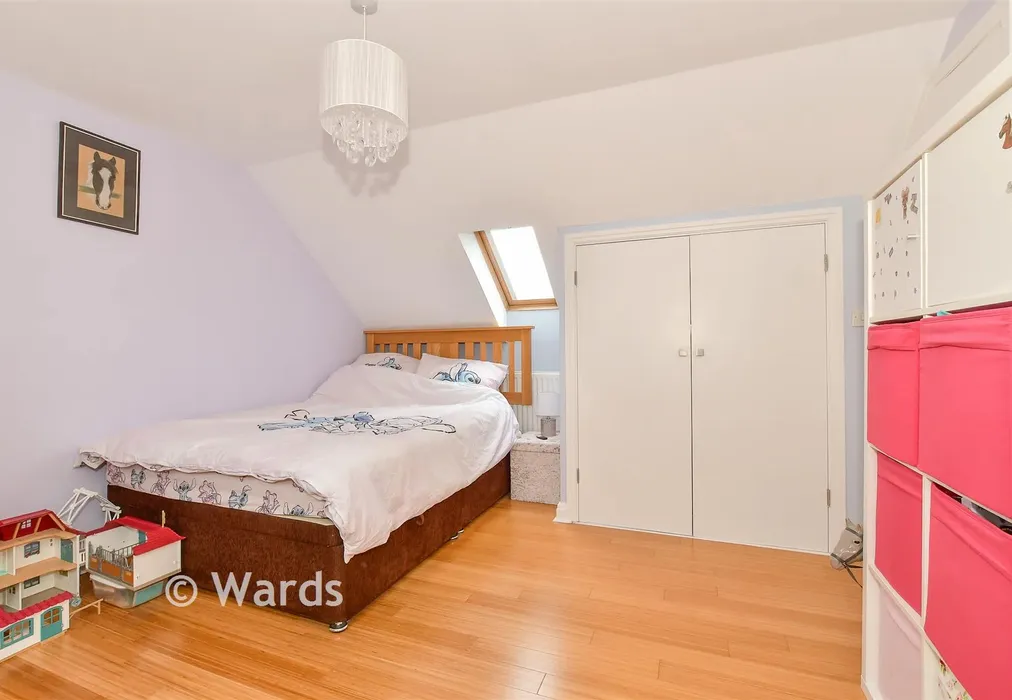 Bedroom 1 - Maritime Avenue, Herne Bay, Kent - Wards of Kent