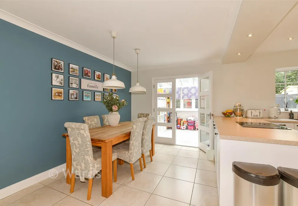 Kitchen/ Diner - Maritime Avenue, Herne Bay, Kent - Wards of Kent