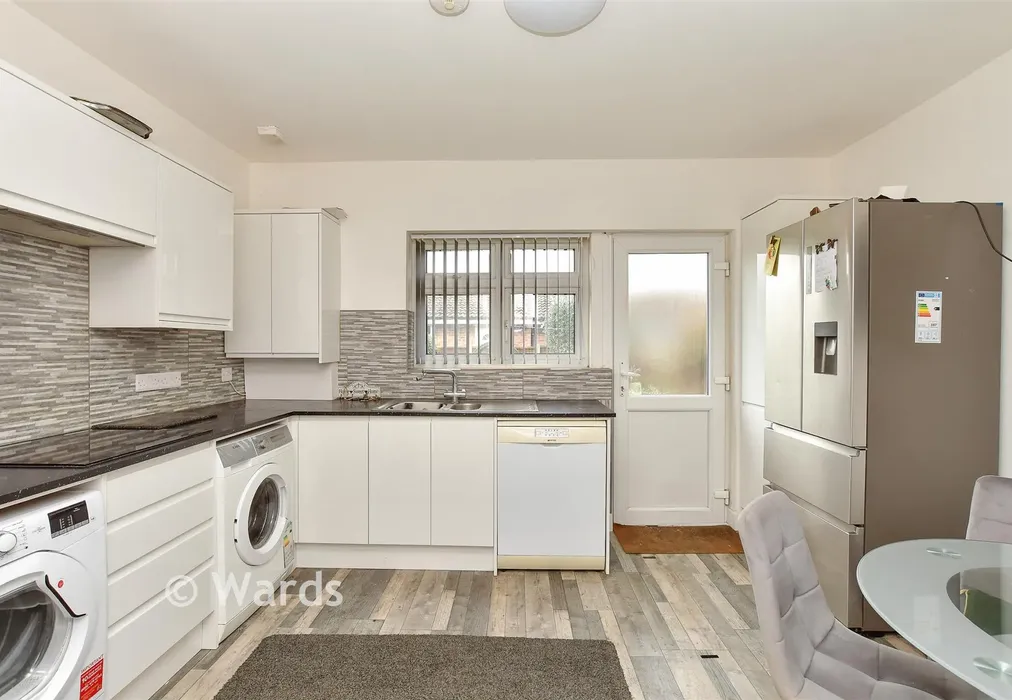 Kitchen/Diner - Nutts Avenue, Leysdown-On-Sea, Sheerness, Kent - Wards of Kent