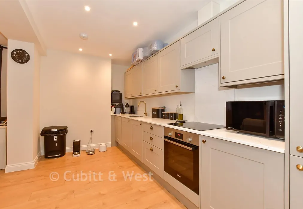 Lounge/Kitchen - Langhurst Wood Road, Horsham, West Sussex - Wards of Kent