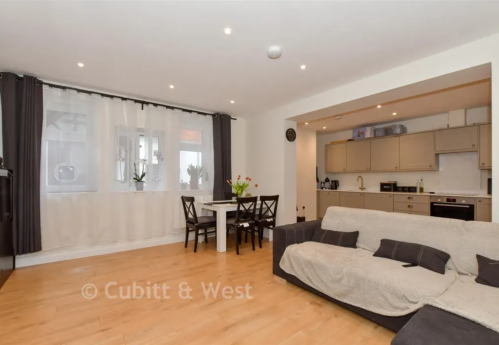 Lounge/Kitchen - Langhurst Wood Road, Horsham, West Sussex - Wards of Kent