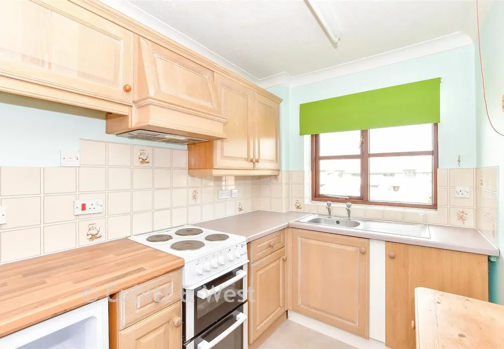 Kitchen - Stein Road, Emsworth, Hampshire - Wards of Kent