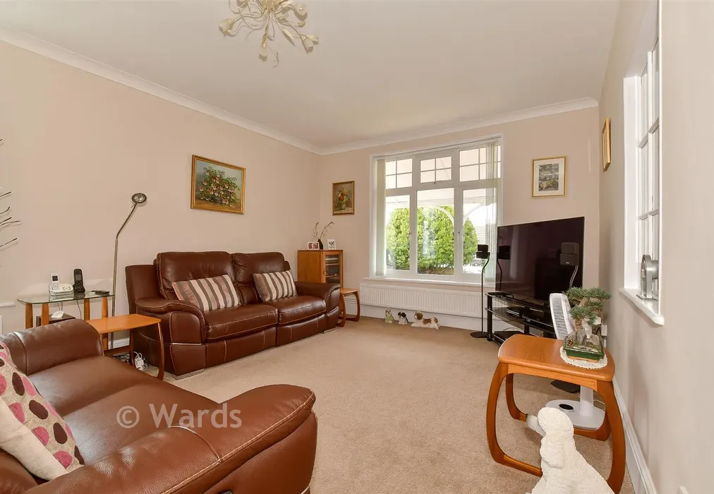 Lounge - Gainsborough Drive, Herne Bay, Kent - Wards of Kent