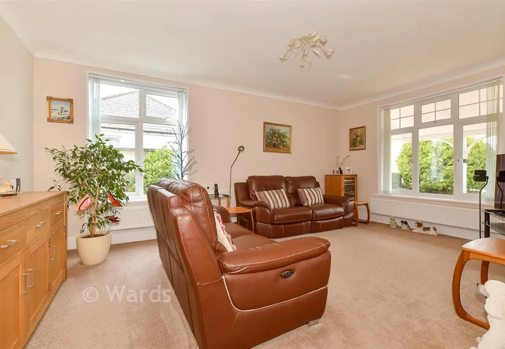 Lounge - Gainsborough Drive, Herne Bay, Kent - Wards of Kent