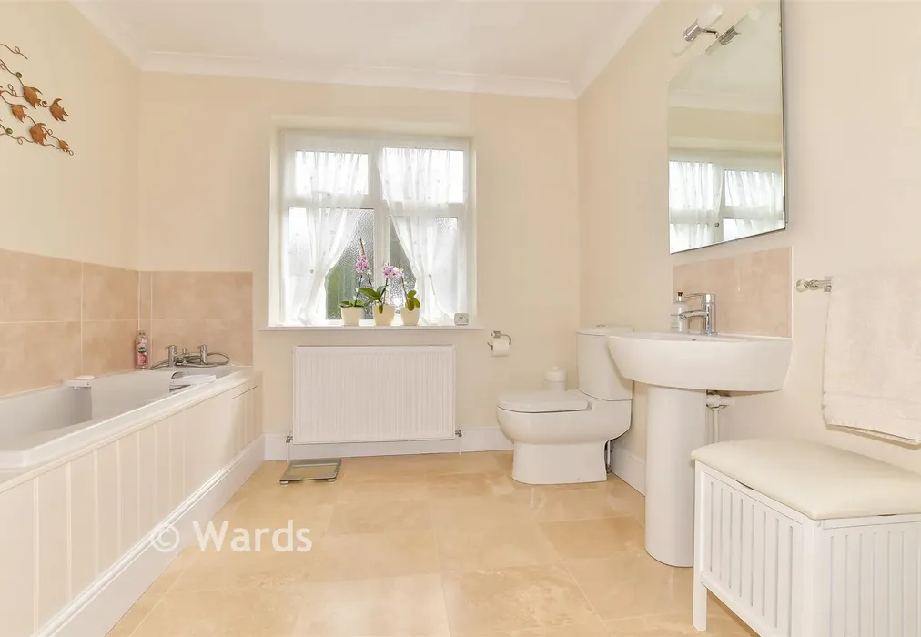 Bathroom - Gainsborough Drive, Herne Bay, Kent - Wards of Kent