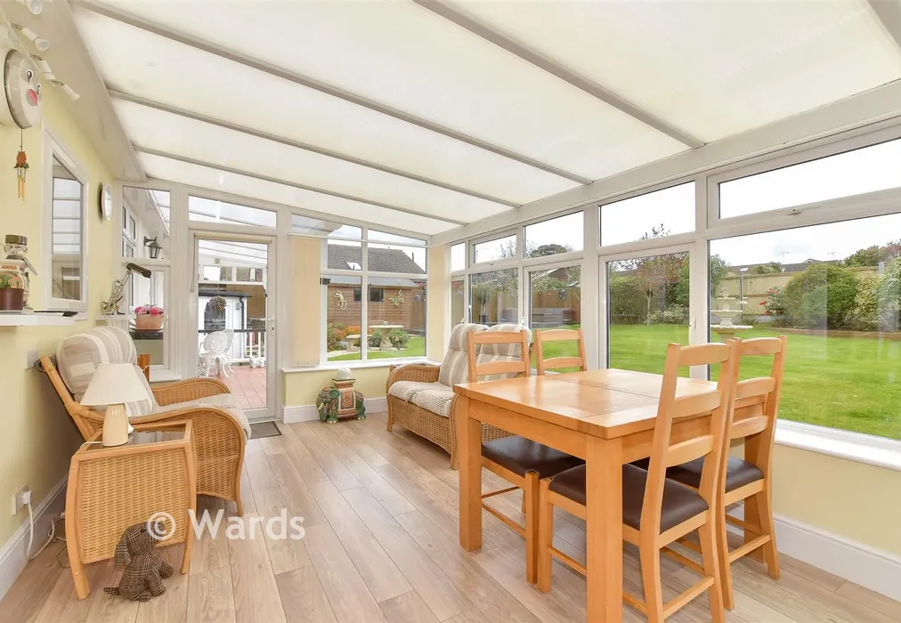 Conservatory - Gainsborough Drive, Herne Bay, Kent - Wards of Kent