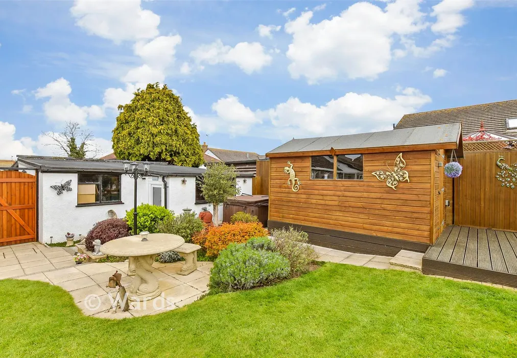 Workshop/Outbuildings - Gainsborough Drive, Herne Bay, Kent - Wards of Kent