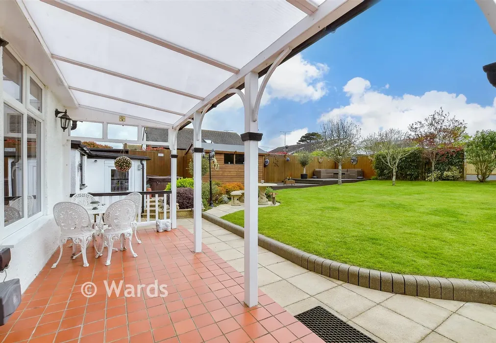 Patio / Decking - Gainsborough Drive, Herne Bay, Kent - Wards of Kent