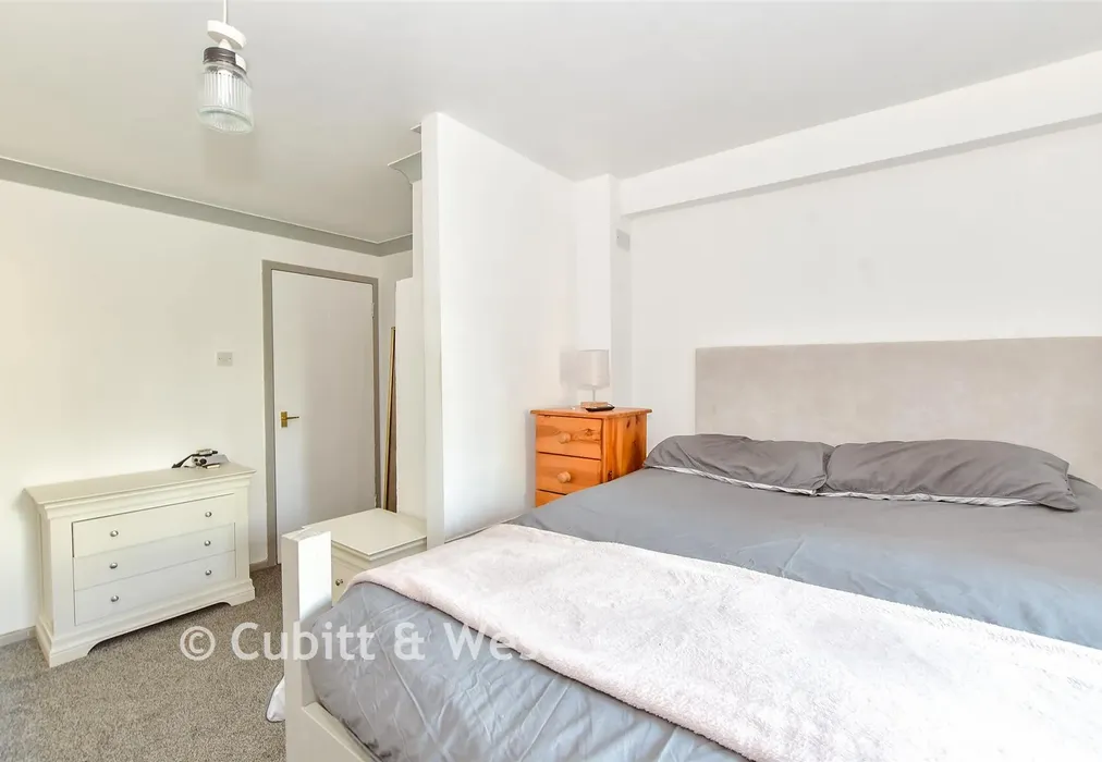 Bedroom - Simpson Road, Portsmouth, Hampshire - Wards of Kent